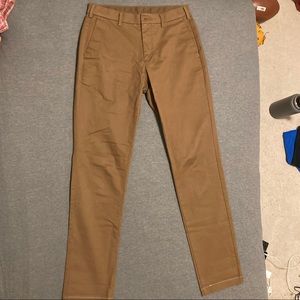 UNIQLO chino pants